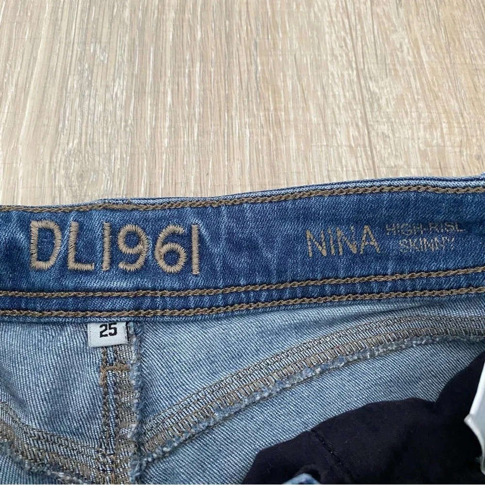 DL1961 Nina High Rise Skinny Denim Jeans Sz 25